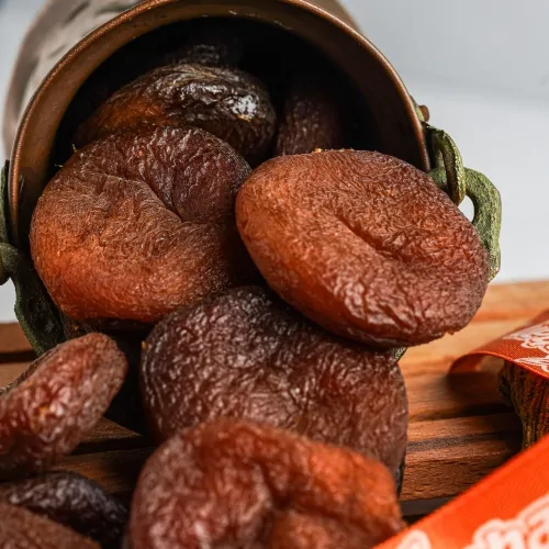Discover the Unique Flavor of Tunahan Gün Kurusu: Malatya’s Finest Dried Apricots